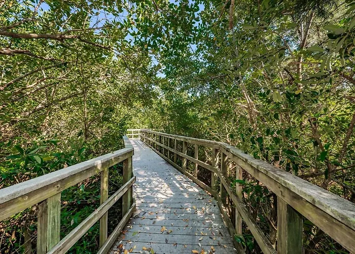 New Listing Relax At Our Pool * Clearwater Beach