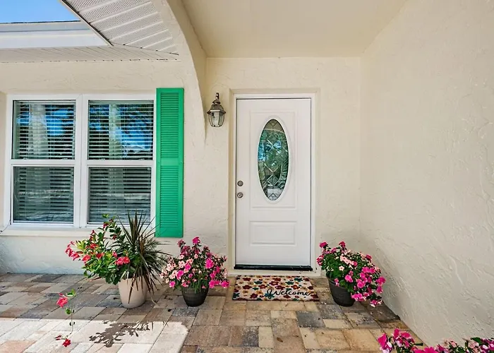 Villa New Listing Relax At Our Pool *