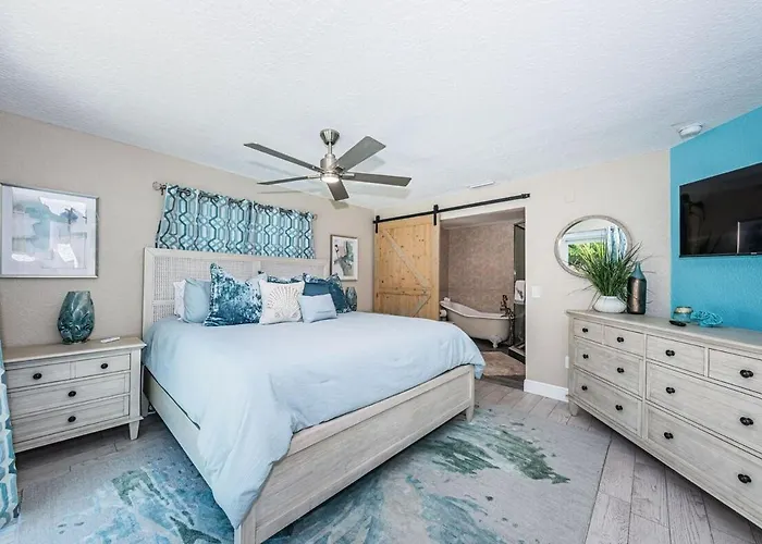 New Listing Relax At Our Pool