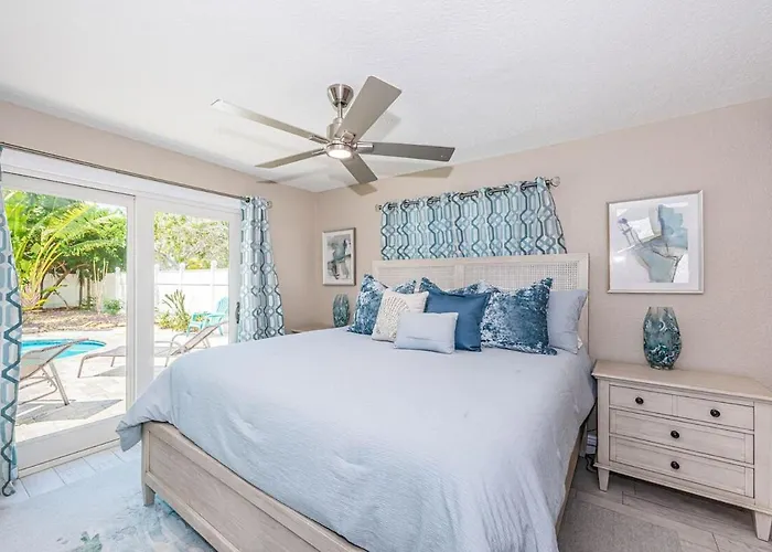 New Listing Relax At Our Pool * Clearwater Beach